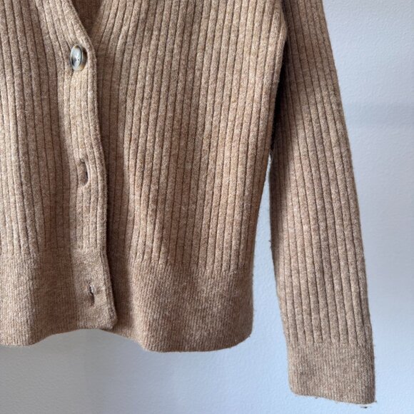 Madewell Cameron Ribbed Cardigan Sweater Coziest Yarn Taupe Tan Camel | XS - Picture 6 of 16